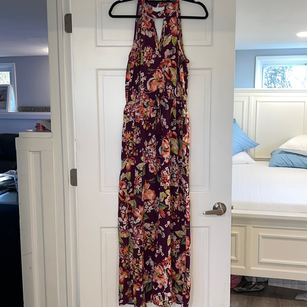 Floral maxi dress size M